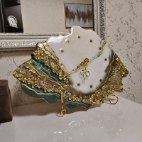 Часы на подставке "Gold Shine"